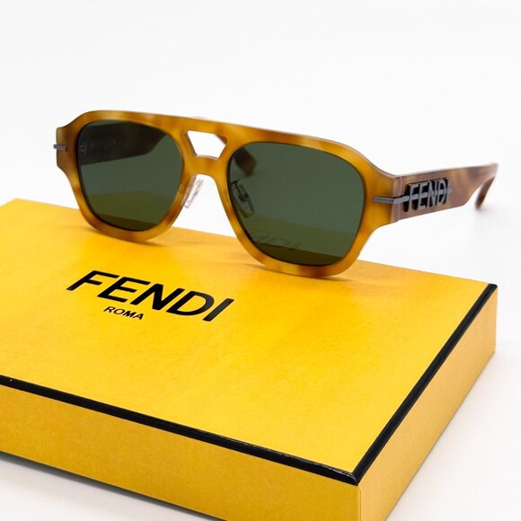 NEW FENDI FE40130F 55N SHINY LIGHT HAVANA UNISEX SUNGLASSES FENDI - Picture 1 of 14